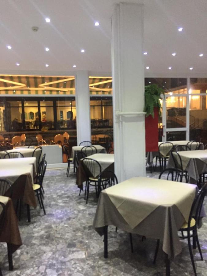 רימיני Hotel Piccari Nuova Gestione מראה חיצוני תמונה