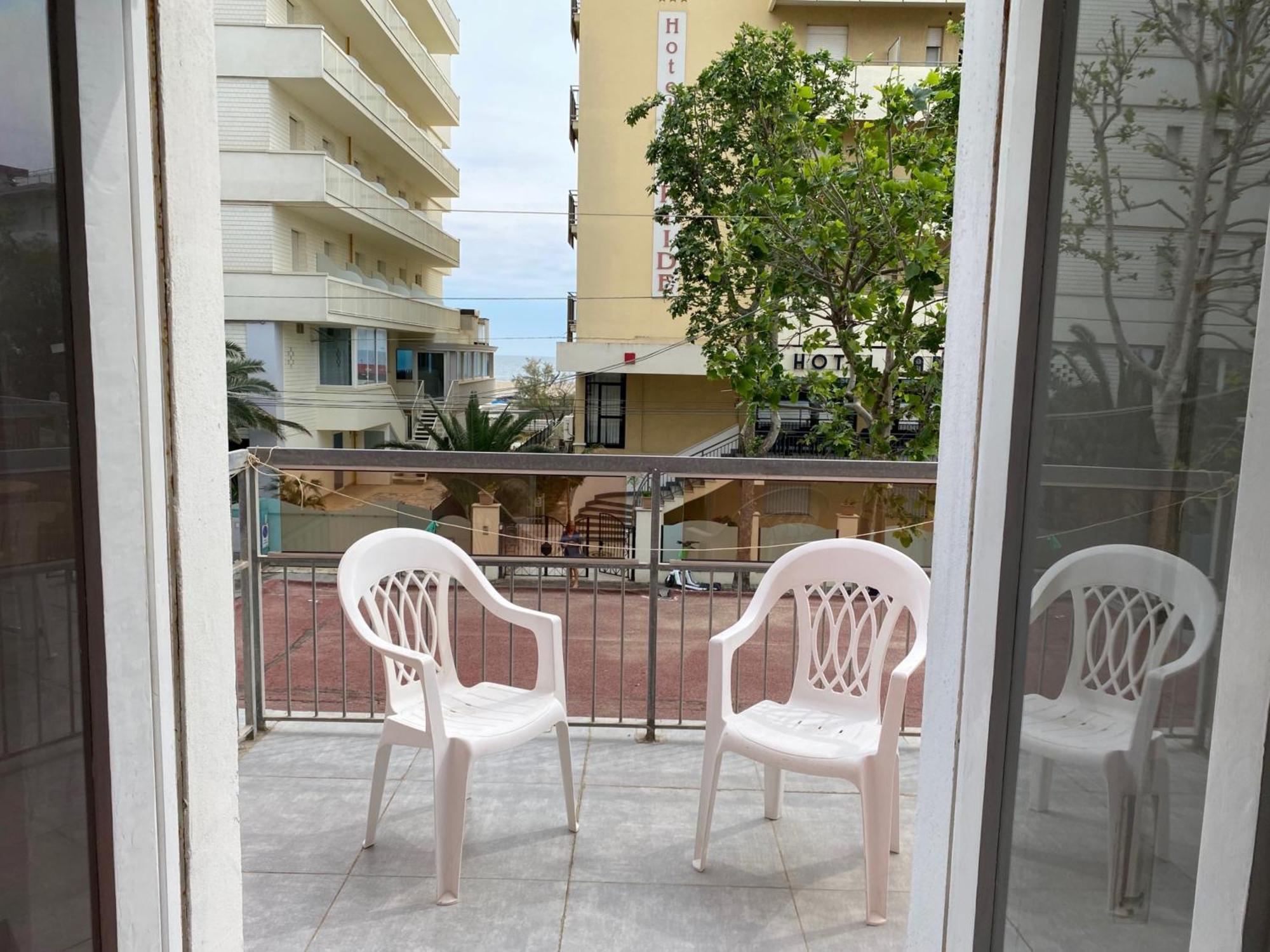 רימיני Hotel Piccari Nuova Gestione מראה חיצוני תמונה