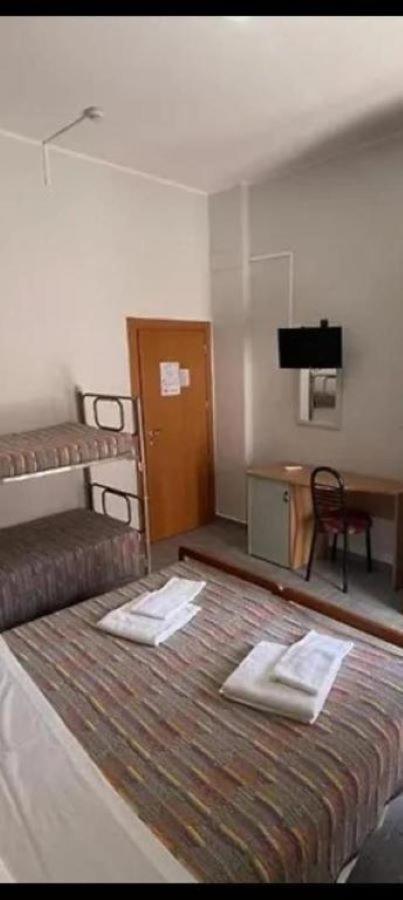 רימיני Hotel Piccari Nuova Gestione מראה חיצוני תמונה