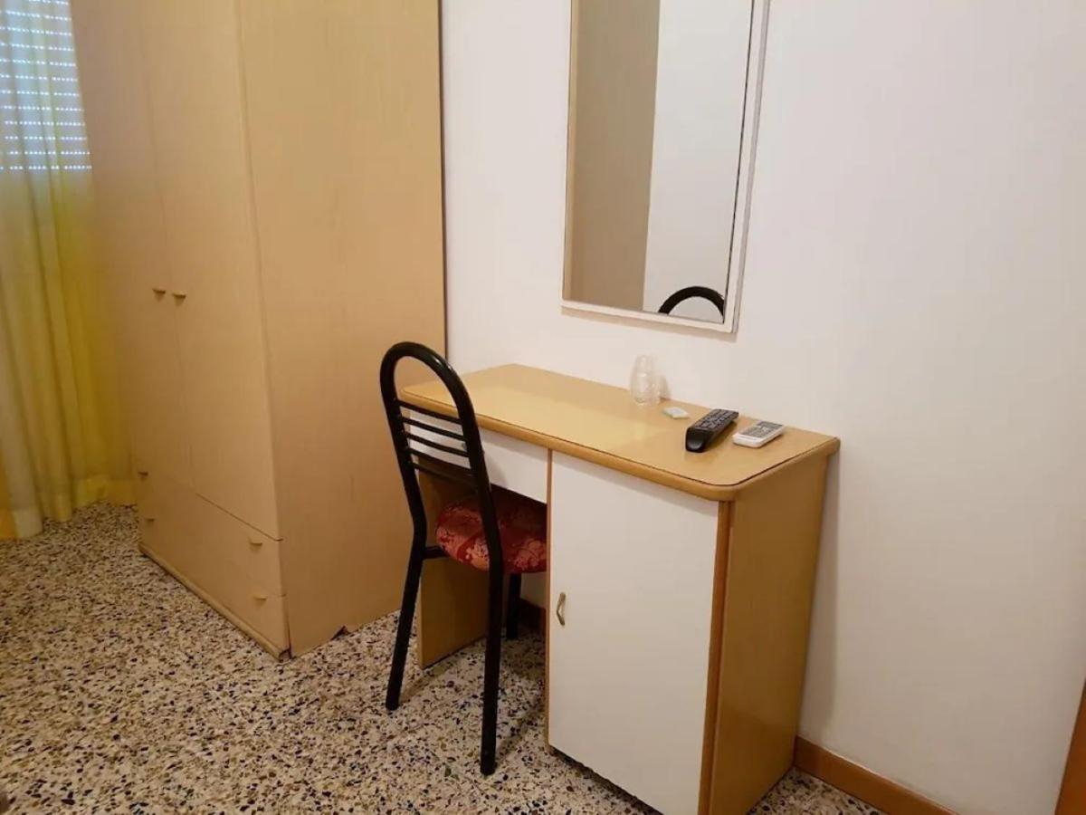 רימיני Hotel Piccari Nuova Gestione מראה חיצוני תמונה