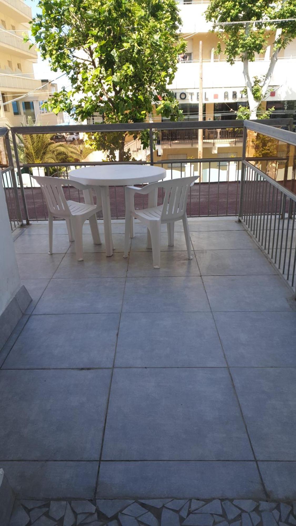 רימיני Hotel Piccari Nuova Gestione מראה חיצוני תמונה